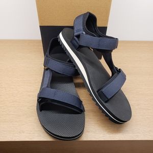 Teva Universal Trail Sandals Size 13